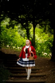 Cosplay-Cover: Rotkäppchen