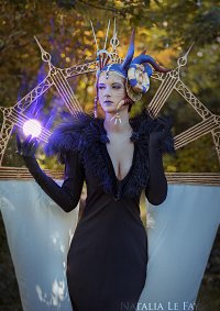 Cosplay-Cover: Edea Kramer [FFVIII]