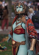 Cosplay-Cover: Kotal Khan (female version)