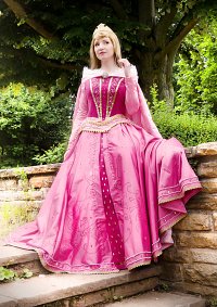 Cosplay-Cover: Aurora [Jewel Dress]