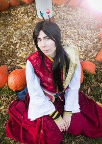 Cosplay-Cover: Valendar Eilberos-Jovaris (Festival Costume)