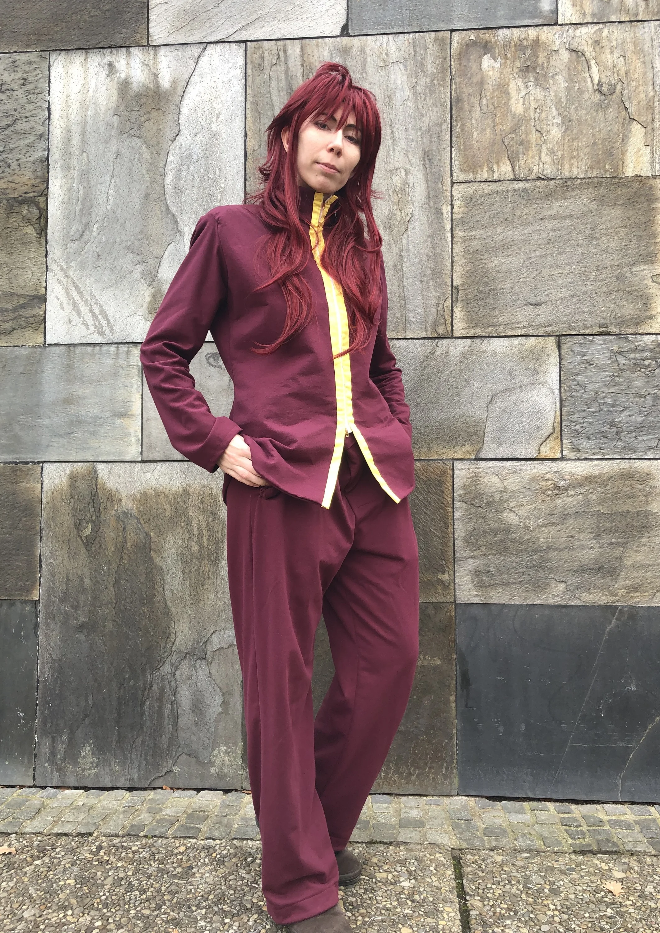 Cosplay-Cover: Kurama (Schuluniform)