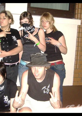 Cosplay-Cover: Sonntag - Konzert.