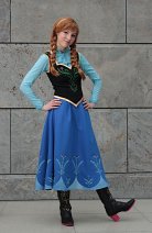 Cosplay-Cover: Anna (Winteroutfit)