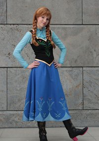 Cosplay-Cover: Anna (Winteroutfit)