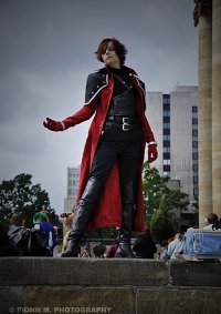 Cosplay-Cover: Genesis Rhapsodos