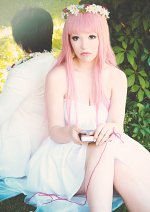 Cosplay-Cover: Luka Megurine ( JUST BE FRIENDS / Wedding )