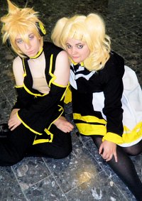 Cosplay-Cover: Len Kagamine [Project Diva 2nd]