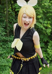 Cosplay-Cover: Rin Kagamine [Eager Love Revenge]