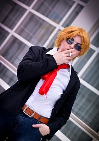 Cosplay-Cover: Izumo Kusanagi