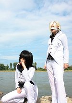 Cosplay-Cover: Reita [れいた] - PSCarnival 2005 (white suit)