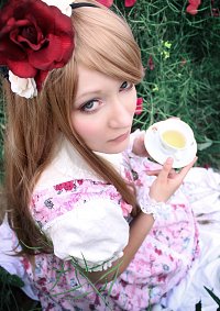 Cosplay-Cover: Alice lonely teaparty