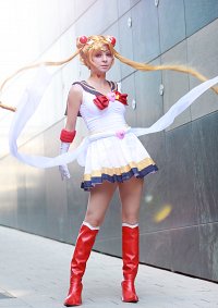 Cosplay-Cover: Super Sailor Moon