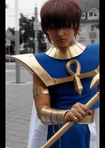 Cosplay-Cover: Priester Seto