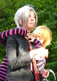 Cosplay-Cover: Belphegor (Pink- Stripes Version)