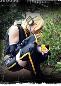 Cosplay-Cover: Len Kagamine  "Butterfly on your right shoulder" P