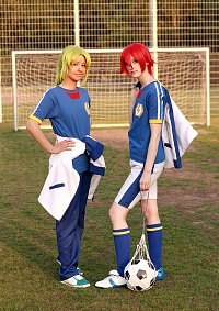 Cosplay-Cover: Midorikawa Ryuuji ⇒ Inazuma Japan Trainingsanzug