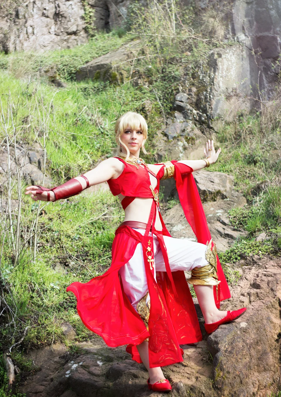 Cosplay-Cover: Lady in Red - Stormblood Trailer