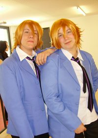 Cosplay-Cover: Kaoru Hitachiin [Schuluniform]