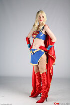 Cosplay-Cover: Supergirl (Kara Zor-El) *Ame Comi version*