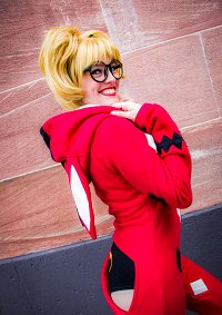 Cosplay-Cover: Pyjama Harley Quinn