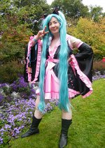 Cosplay-Cover: Miku Hatsune (Sakura-Kimono-Version)