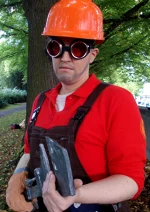 Cosplay-Cover: Red Engineer