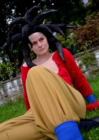 Cosplay-Cover: Goku • SSJ4 •