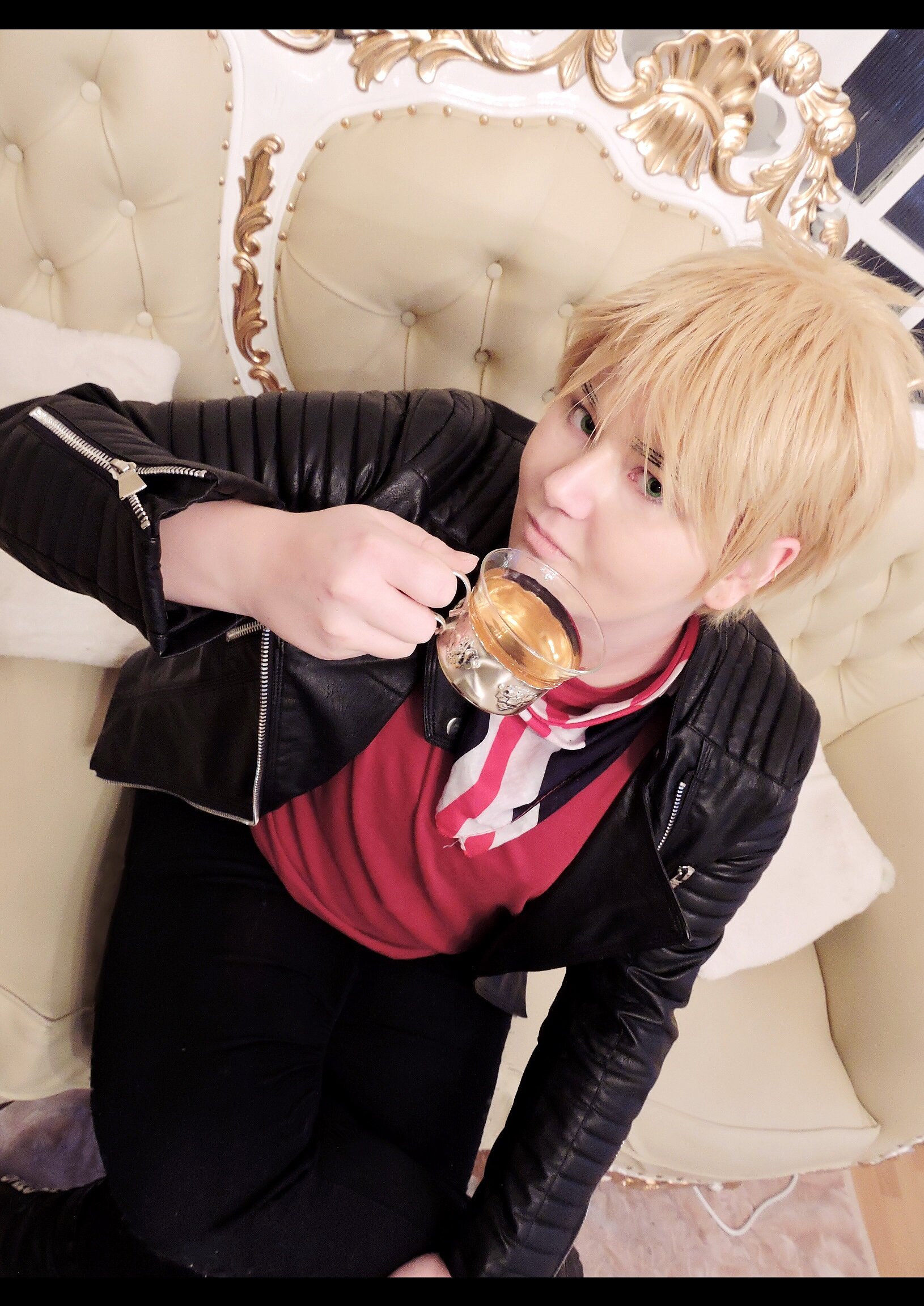 Cosplay-Cover: Arthur Kirkland [ Hetalia of the Dead ]