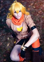 Cosplay-Cover: Yang Xiao Long (Akainess)