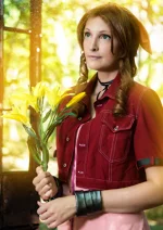 Cosplay-Cover: Aerith Gainsborough (Advent Children)