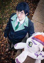 Cosplay-Cover: Joe Kido (Digimon Adventure Tri Schuluniform)