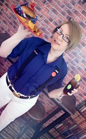 Cosplay-Cover: Alfred F. Jones [USA] (Cocktail Party)