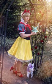 Cosplay-Cover: Arthur Kirkland (Snow white)