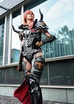 Cosplay-Cover: Lightning Dark Knight