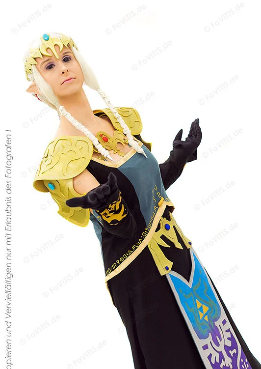 Cosplay-Cover: Dark Zelda ♥ Twillight Princess