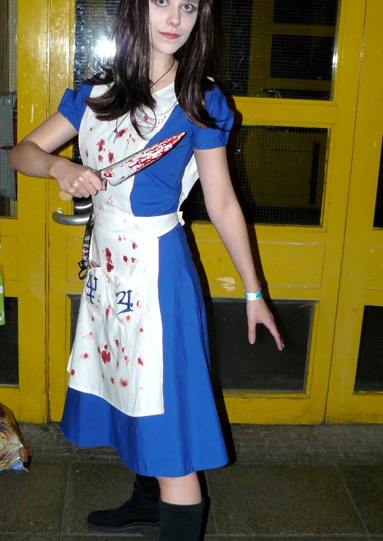 Cosplay-Cover: Bühnenkostüme