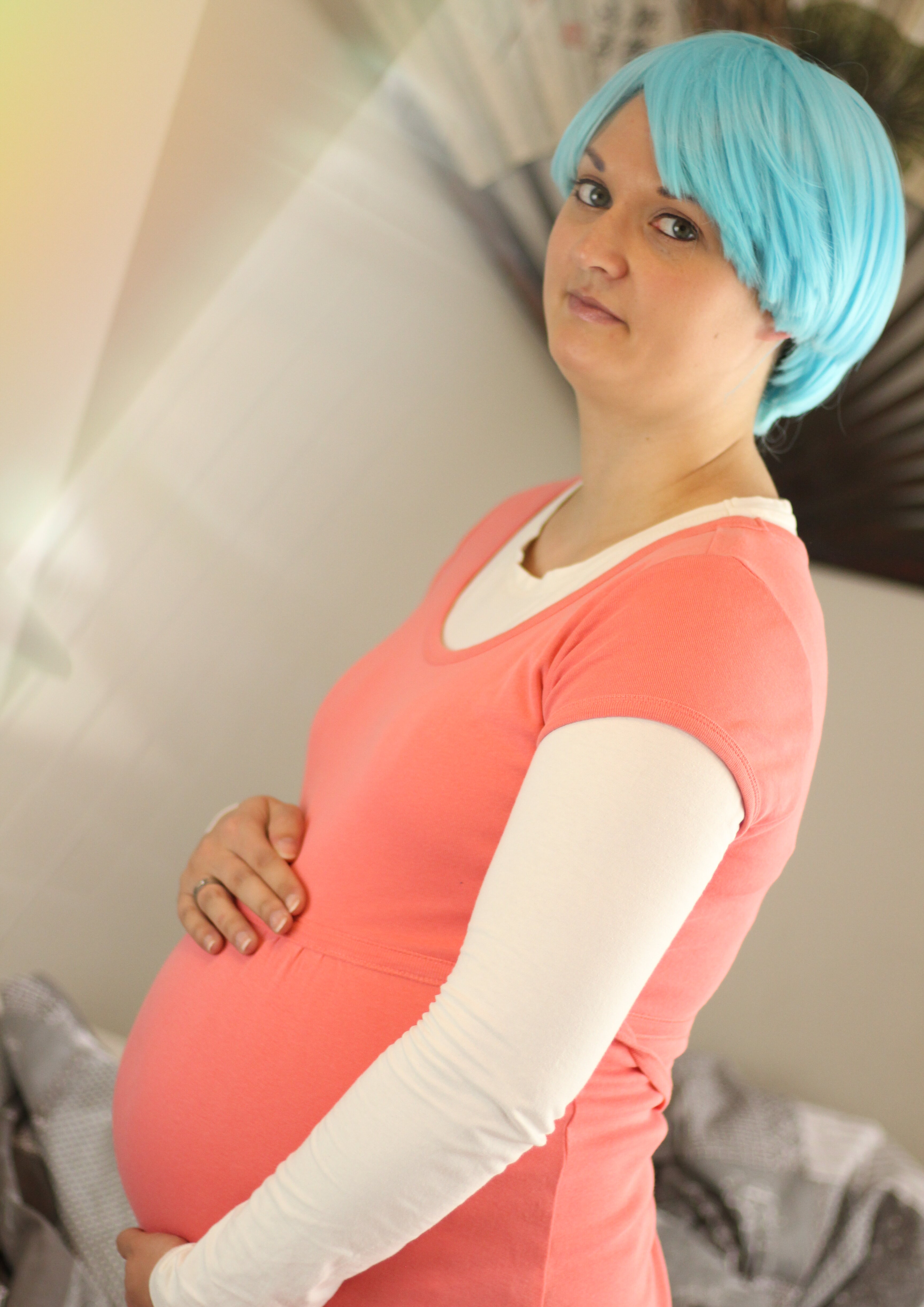 Cosplay-Cover: Bulma Briefs (Schwanger)