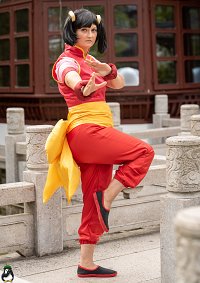 Cosplay-Cover: Ling Xiaoyu ~red