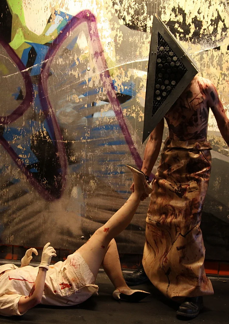 Cosplay-Cover: PyramiedeHead