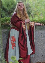 Cosplay-Cover: Cersei Lannister/Baratheon (Red Dress)