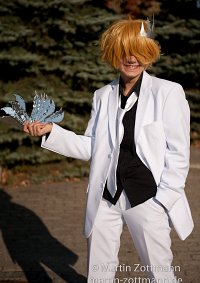 Cosplay-Cover: Belphegor (TYL White suit)