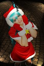 Cosplay-Cover: Miku Hatsune (Christmas)