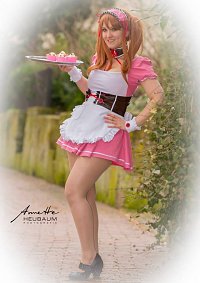 Cosplay-Cover: Mikuru (Maid)