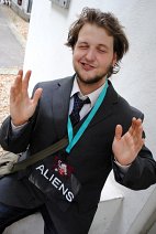 Cosplay-Cover: Giorgio A. Tsoukalos / Ancient Aliens