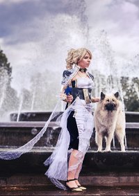 Cosplay-Cover: Lunafreya Nox Fleuret [Kingsglaive]