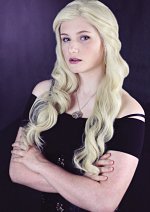 Cosplay-Cover: Daenerys Targaryen [Formal]