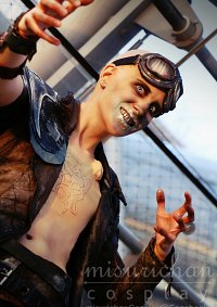 Cosplay-Cover: Nux [Mad Max - Fury Road]