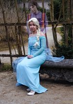 Cosplay-Cover: Elsa of Arendelle [Ice]