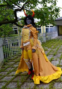 Cosplay-Cover: Vriska Serket (Ballgown Dreamer)